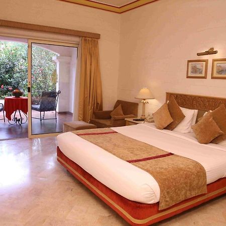 Golden Palms hotel y Spa Bangalore Chik Bānavar Exterior foto