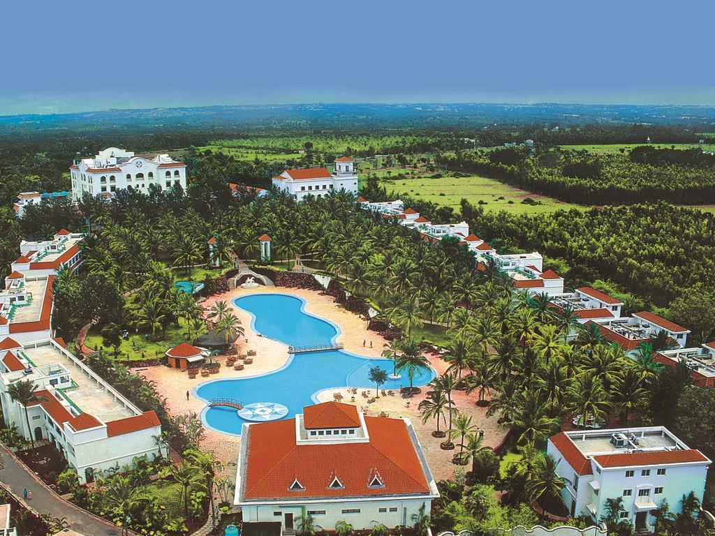 Golden Palms hotel y Spa Bangalore Chik Bānavar Exterior foto