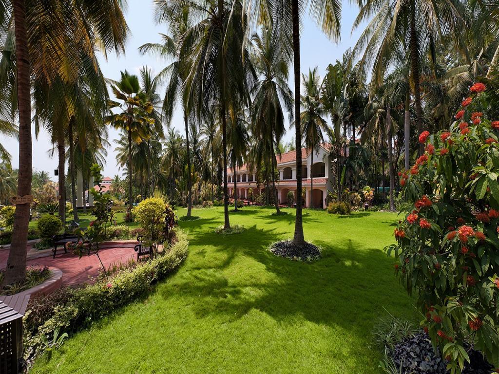 Golden Palms hotel y Spa Bangalore Chik Bānavar Exterior foto